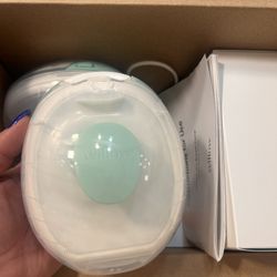 Willow Go breast pump 