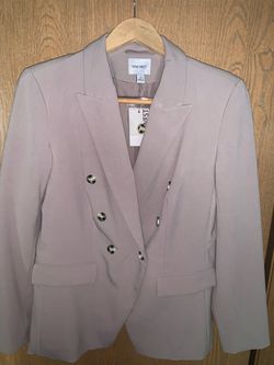 Woman tan blazer medium