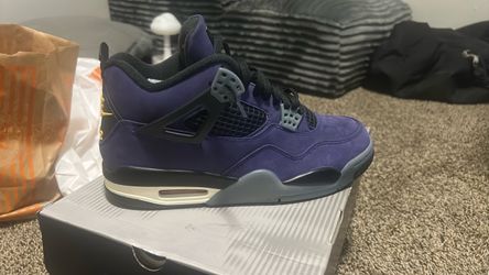 Jordan 4s