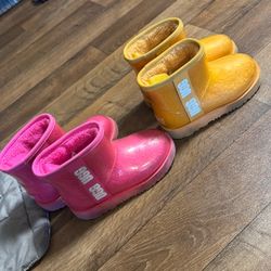 Girl Uggs Size 12 