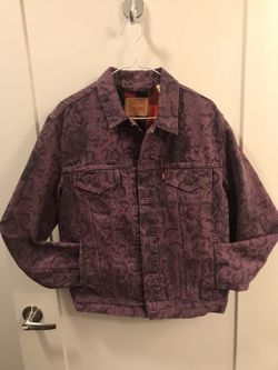 Supreme x Levi’s snakeskin trucker jacket Medium