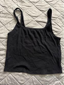 Crop top size large