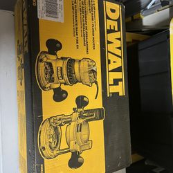 2-1/4 HP (MAXIMUM MOTOR HP) EVS FIXED BASE / PLUNGE ROUTER COMBO KIT