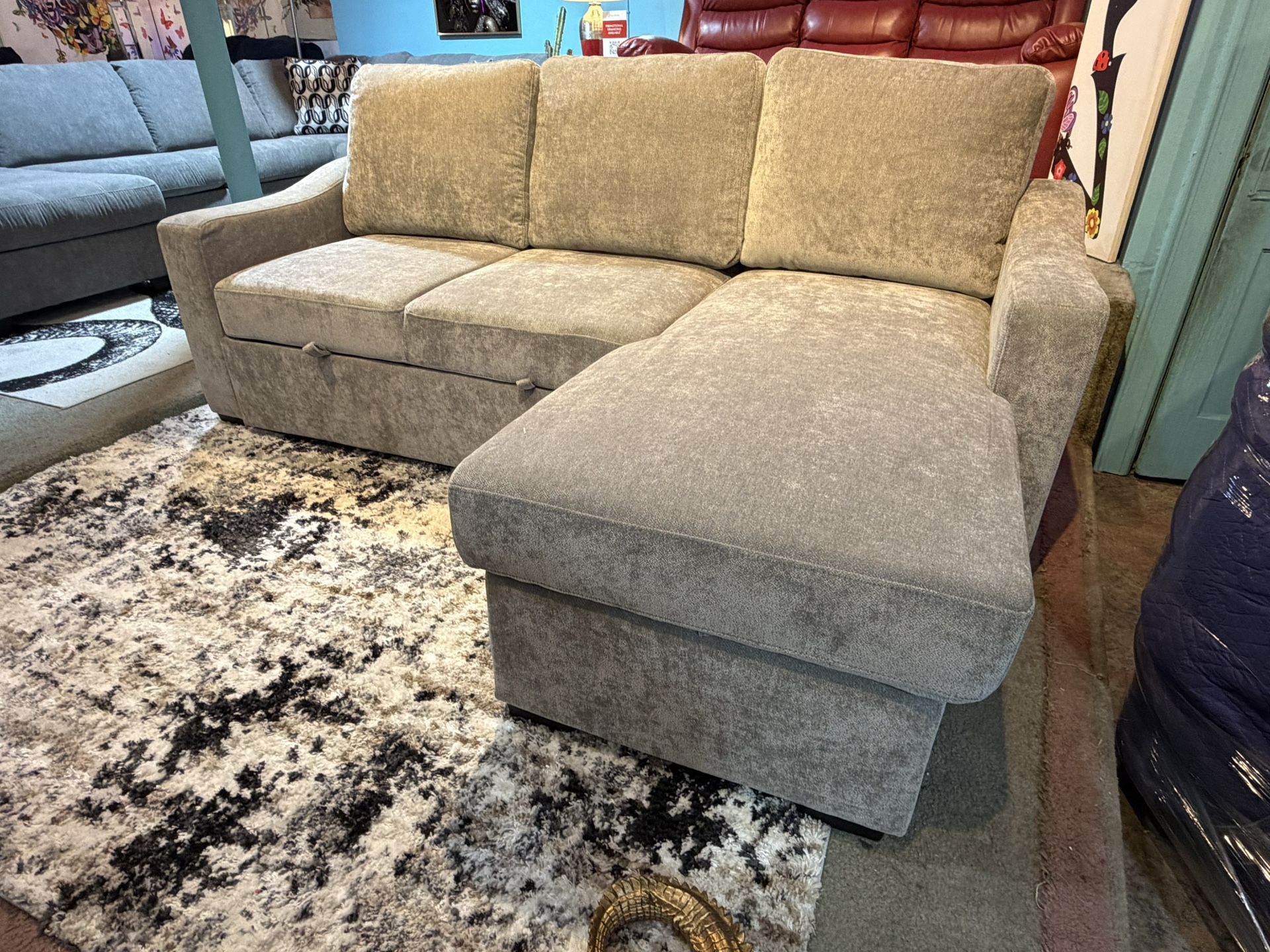 Wow! ποΈ SLEEPER SECTIONAL WITH STORAGE β ONLY $659 ποΈ