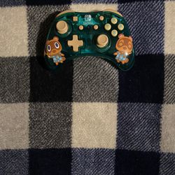Nintendo Switch Animal Crossing Wired Pro Controller
