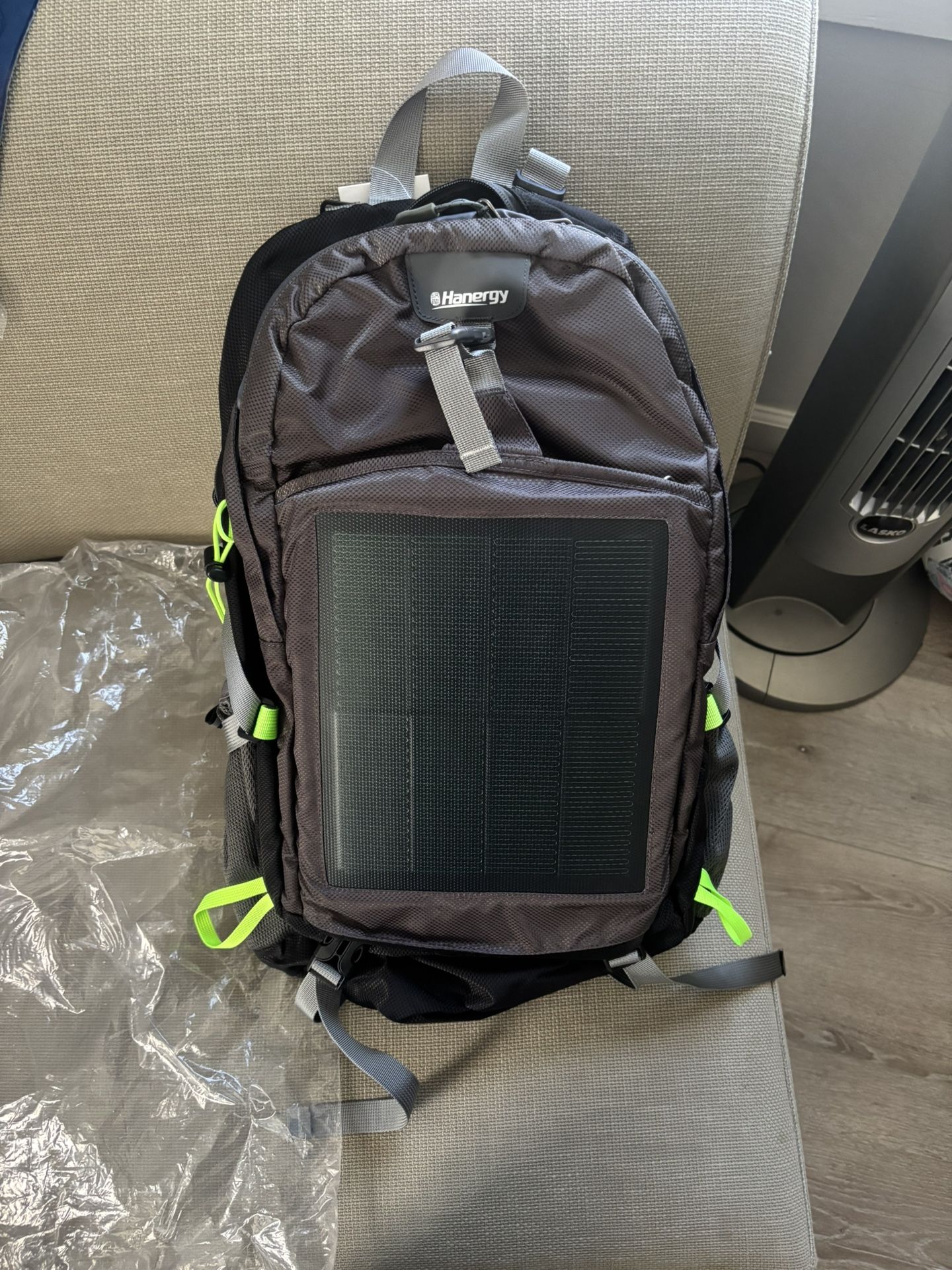 Hanergy Solar Backpack - 50 OBO