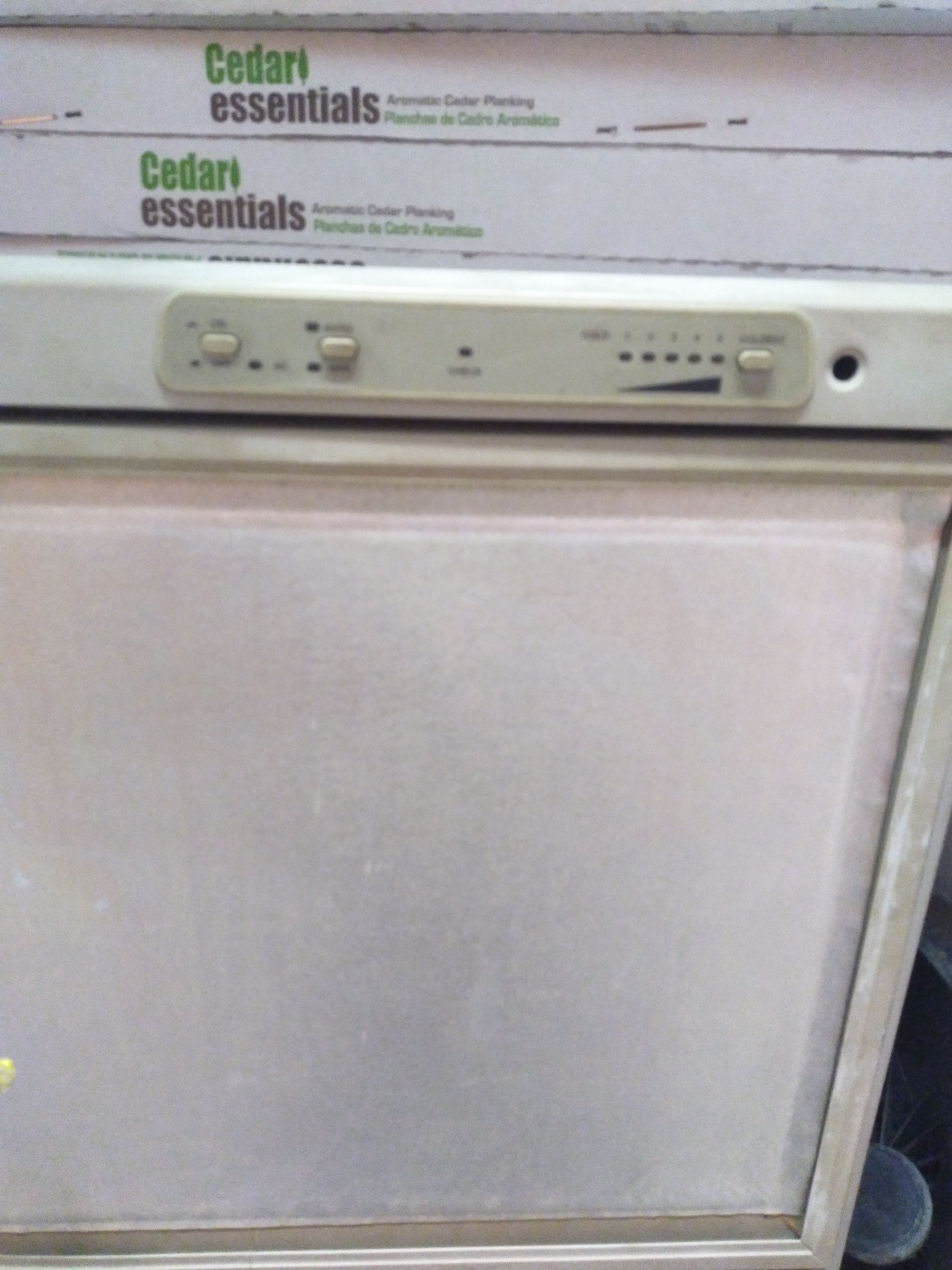 Dometic RM2820 Rv Motorhome Toy Hauler Refrigerator for Sale in