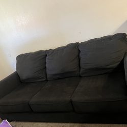 Black Couch W Pullout Bed