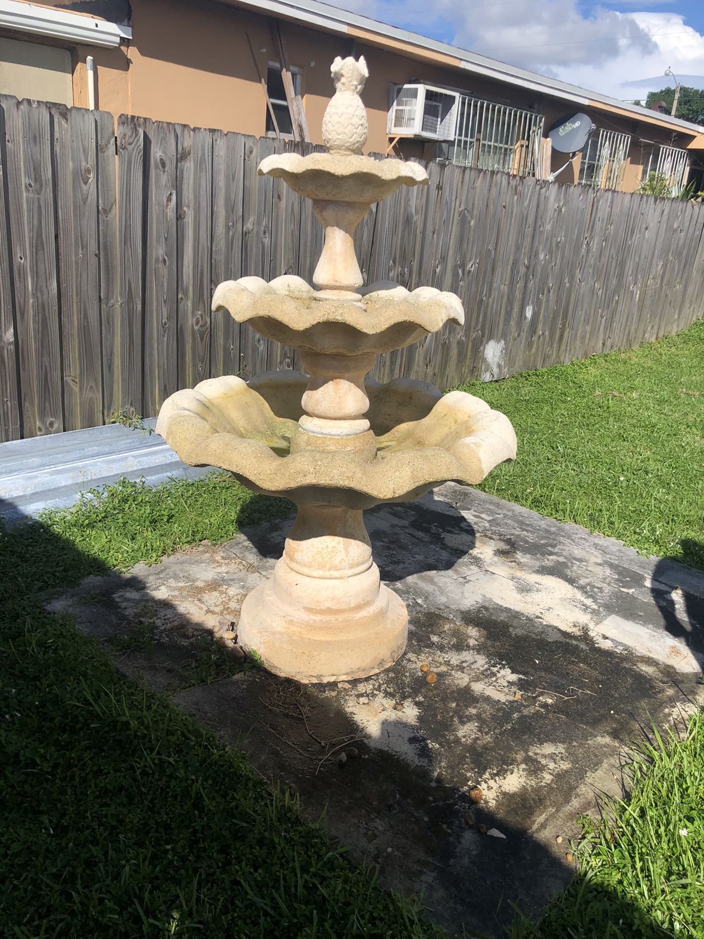 Beautiful concrete Fountain for Sale in Miami, FL OfferUp