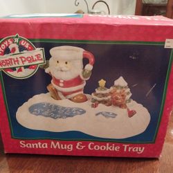 Toys R Us Santa and Mug Plate