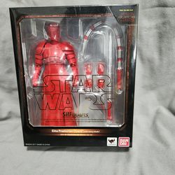 Elite Praetorian Guard with Heavy Blade - Bandai S.H.Figuarts Star Wars Figure