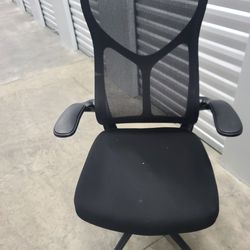 Free Rolling Desk Chairs