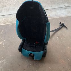 Car Seat - Brand - Evenflo