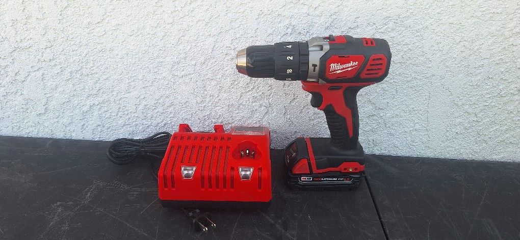 Milwaukee Hamer Drill