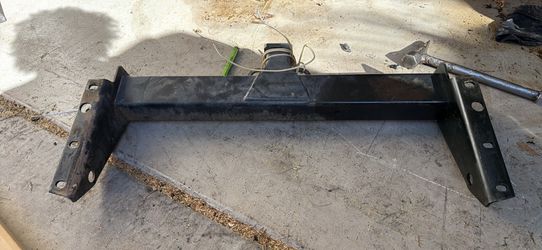 75-93 Chevy tow hitch