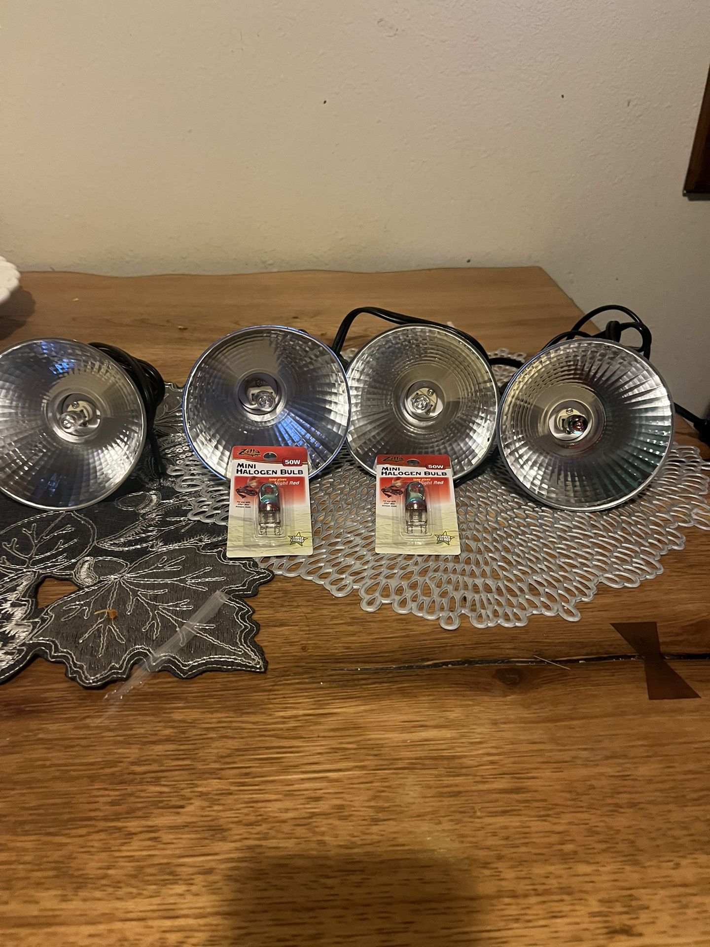  Heating Lamps