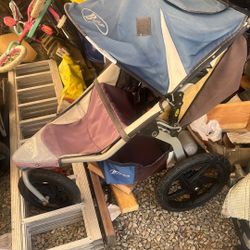 Stroller 