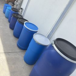 Multipurpose storage containers different sizes with airtight lids