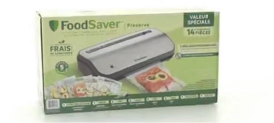 FoodSaver 14-Piece Starter Kit with Vacuum Seal Roll and Bags