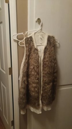 Women's sweater