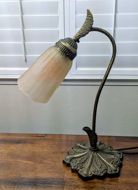 Vintage Gooseneck Lamp