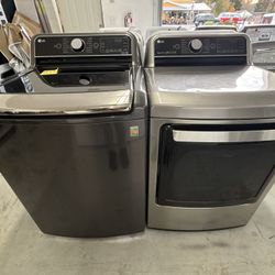 STAINLESS STEEL LG WASHER/DRYER SET