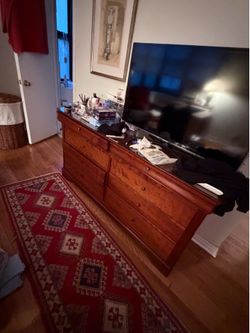 Double  Dresser