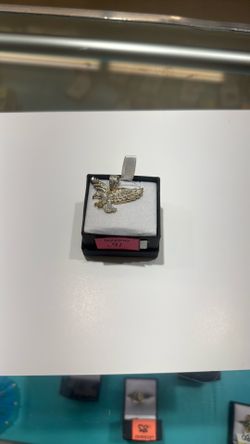 10kt 6.7 grams eagle pendant