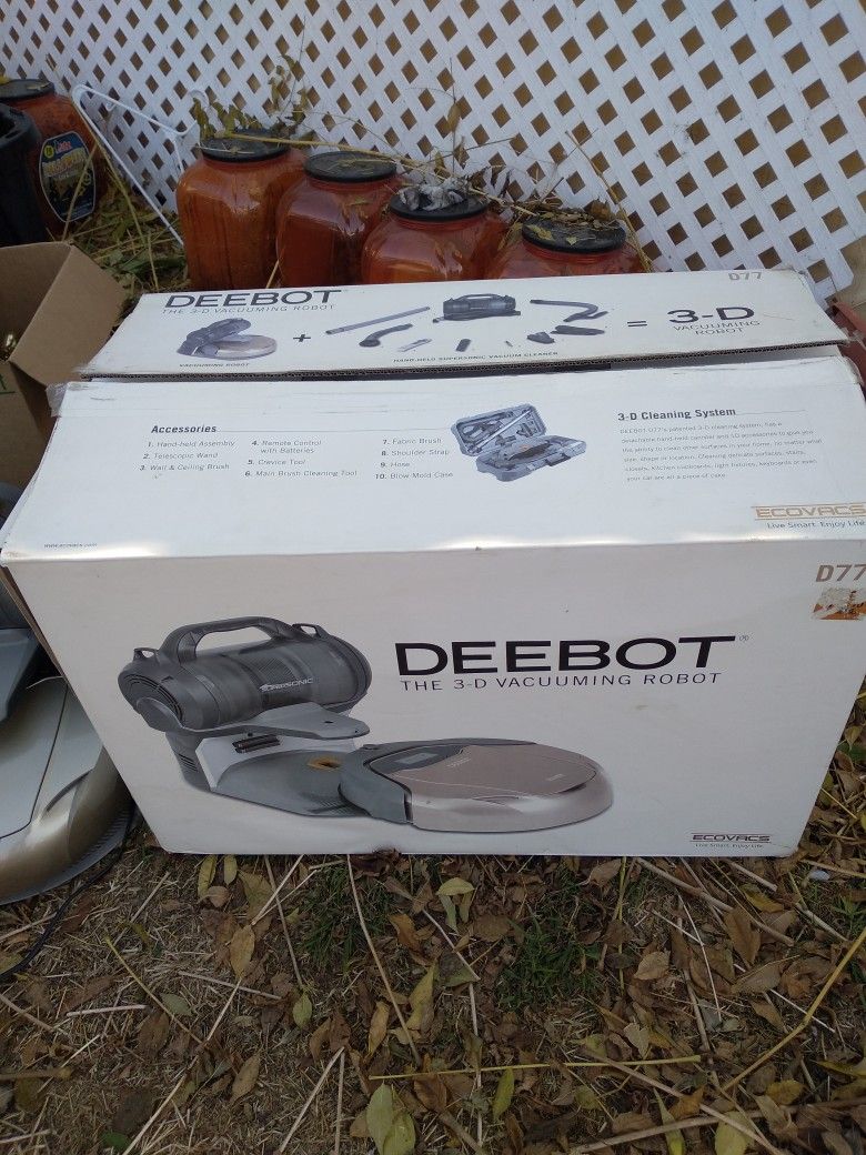 Deebot 3-D Vacuuming Robot