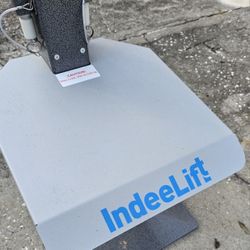 IndeeLift People Picker Upper