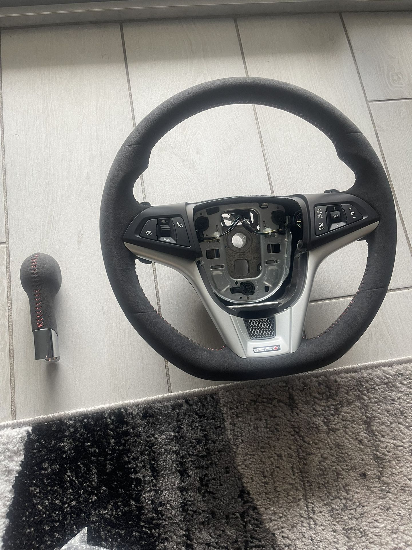 ZL1 STERRING WHEEL AND SHIFT KNOB