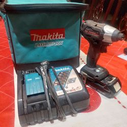 Makita Combo Compat Drill  .charger  105.00 