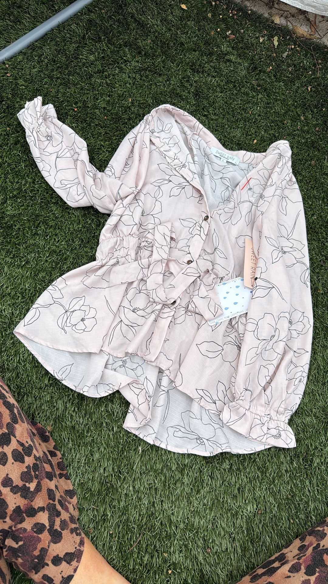 Women’s Sides, Large Blouse