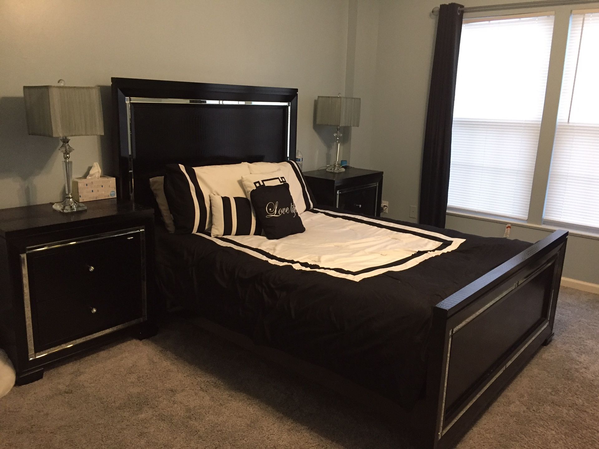 Black Queen Size bedroom set