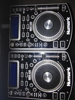 Pair Of Numark NDX 400 DJ CDJ