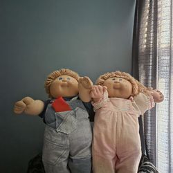 Boy And Girl Cabbage Patch Dolls