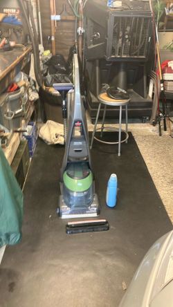 Bissell Deep Clean Professional Pet Carpet Cleaner