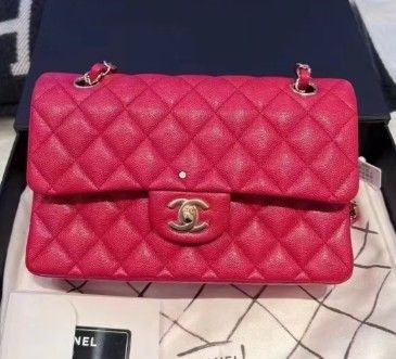 red chain bag