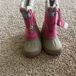 Snow Boots Size 7C $1