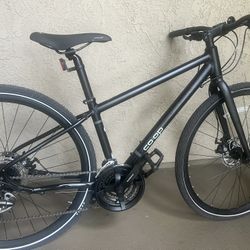 Coop Hybryd  Bike. Like New 