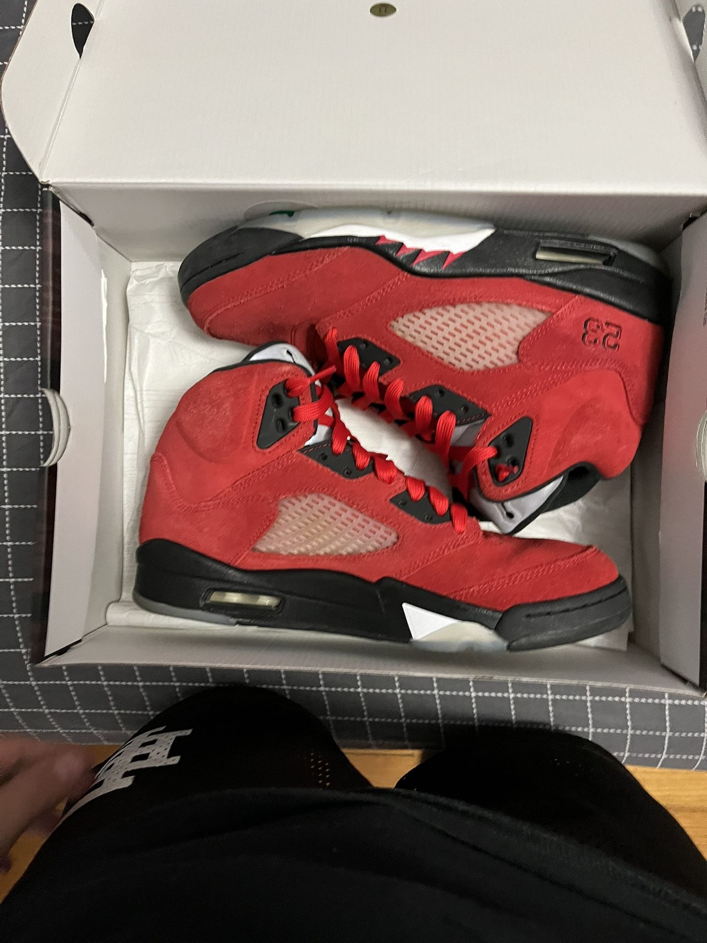 Jordan 5 ‘Raging Bulls’