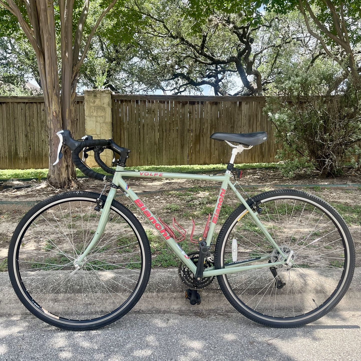 52cm bianchi road bike Specialissima Disc Campagnolo Chorus 172.5mm 61 Bianchi road bikes range: details,