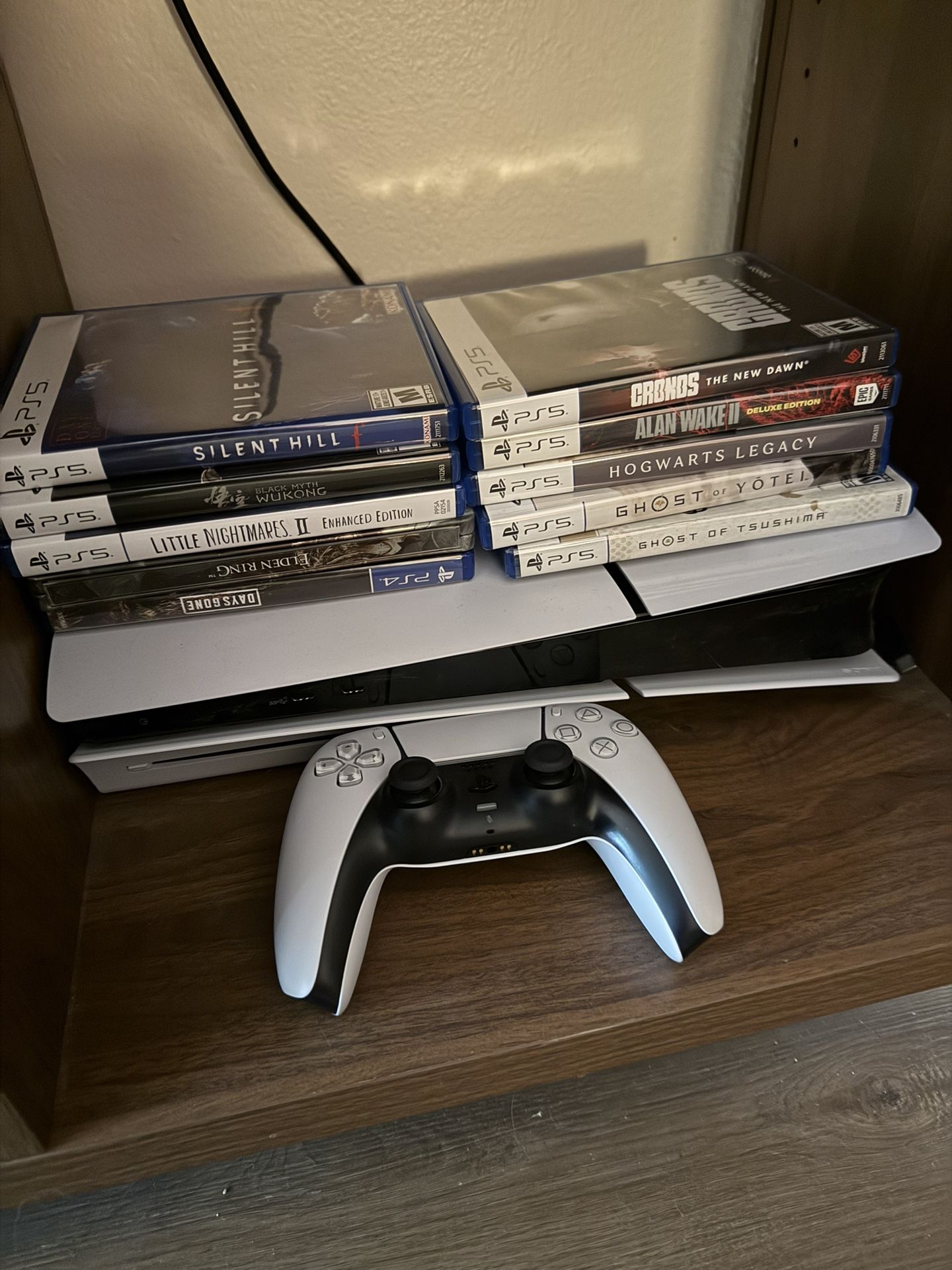 PS5 + 9 Games