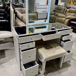Vanity With Stool 🔥 Take It Home With Only $50 Down 