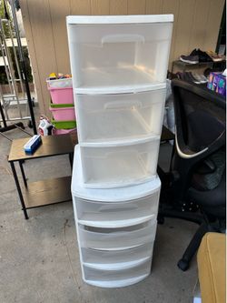 Plastic drawers organizers
