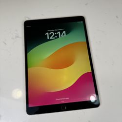 iPad Pro 2017 10.5 Inch - 64gb - WiFi + LTE