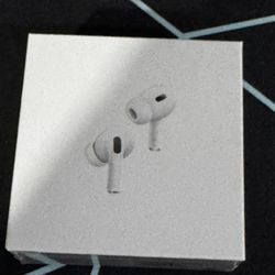 AirPods Pro (2nd Generation) with MagSafe Charging Case (USB-C)