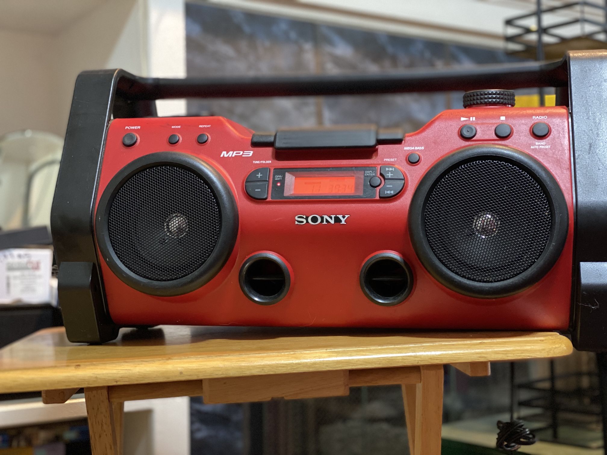 Sony ZS-H10CP Portable Heavy Duty CD Radio Boombox Audio System