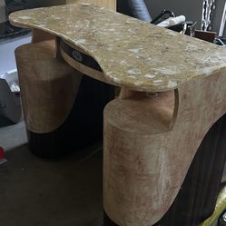 Tec Nail Table