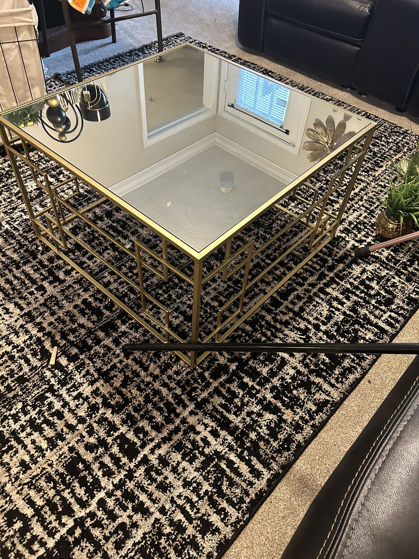 Gold Coffee Table / Other Decor